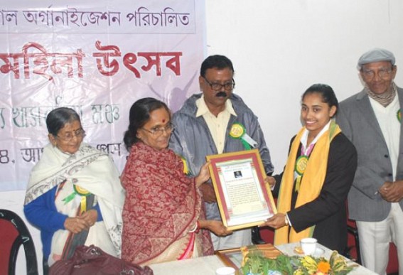 Gymnast Dipa Karmakar felicitated Gymnast Dipa Karmakar felicitated